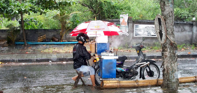 Kaki-Lima: Eine mobile Küche auf einem Motorrad