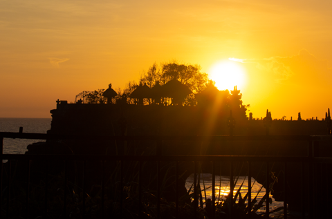 Sonnenuntergang am Tanah Lot Tempel